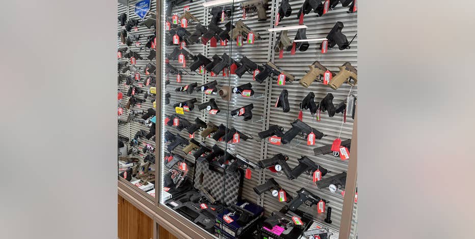 Thieves steal weapons after ramming car into Rockville gun store