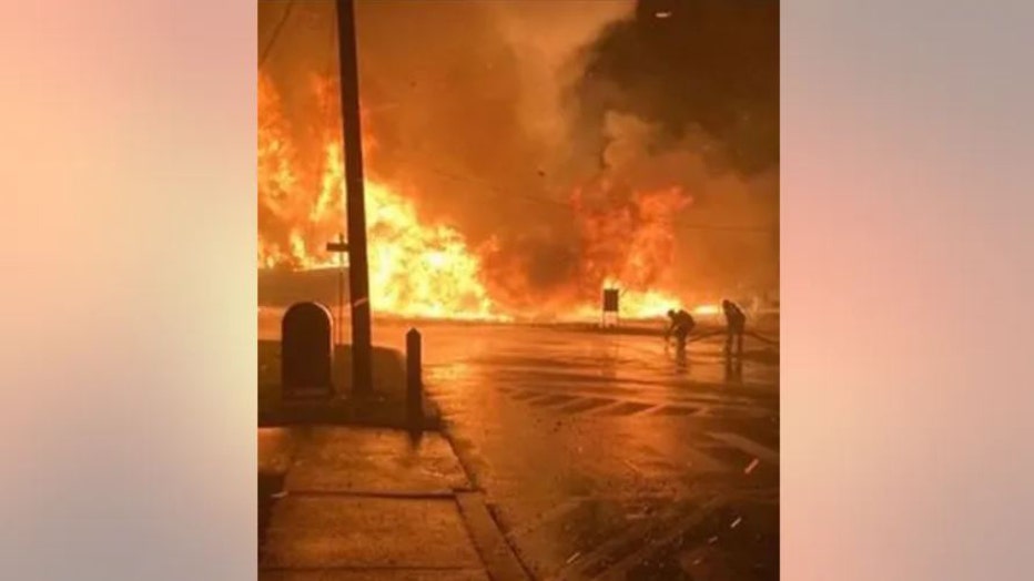 Marina-fire-in-Connecticut-II.jpg