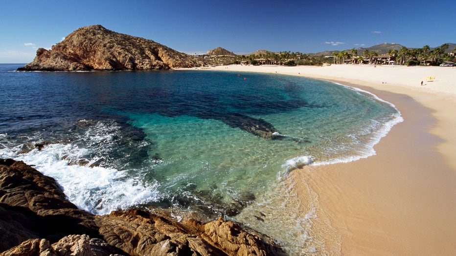 Beach between Cabo San Lucas and San Jose del Cabo