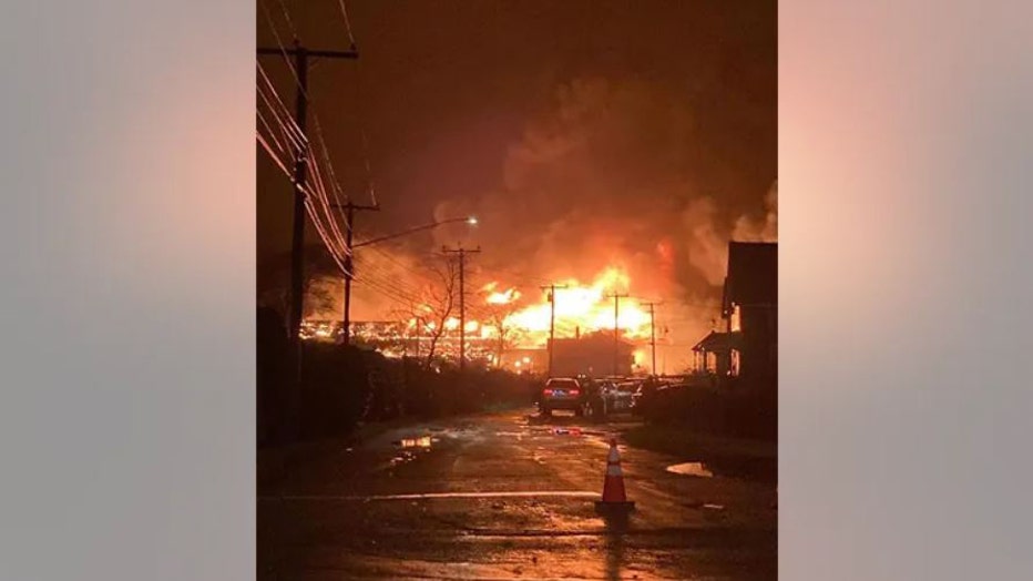 Marina-fire-in-Connecticut-V.jpg