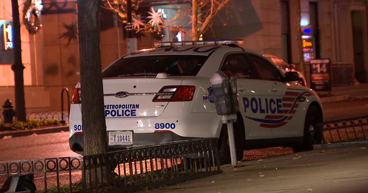 Police ID woman arrested for allegedly stabbing man on Metro train ...