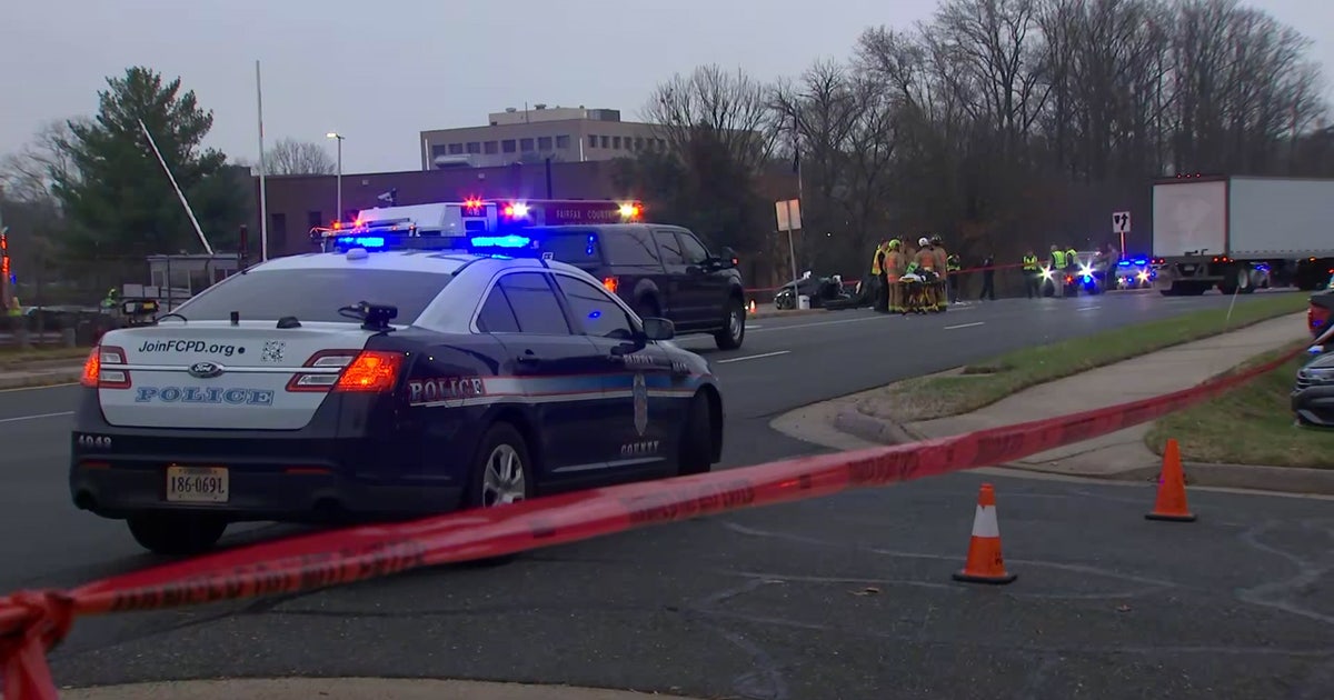 1 dead in 2-vehicle crash in Fairfax County | FOX 5 DC