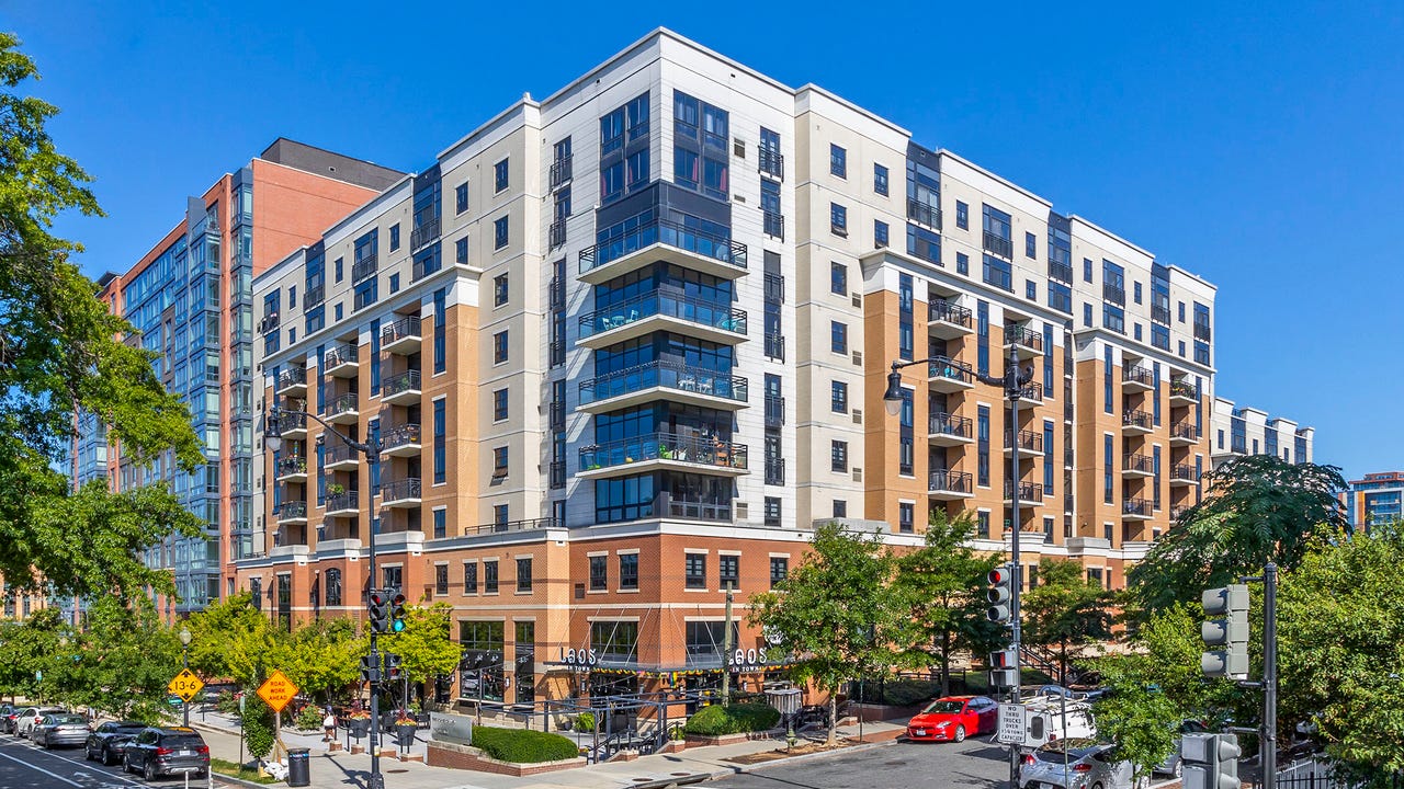 Affordable Housing Nonprofit Purchases Luxury Apartment In DC FOX 5 DC   Loree Grand Exterior 