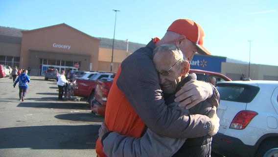 Maryland TikToker raises money to help Navy veteran retire