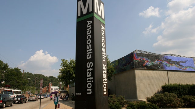 Man struck by Green Line train at Anacostia: WMATA