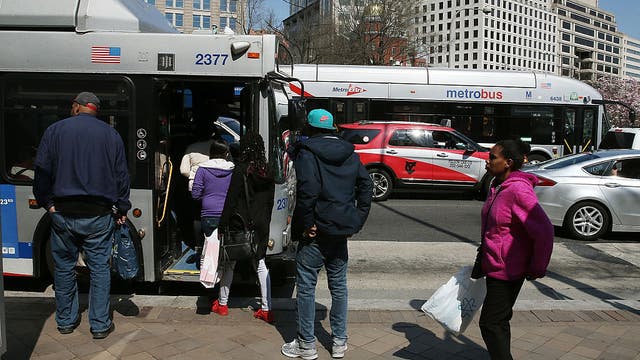 DC Council approves free Metrobus rides