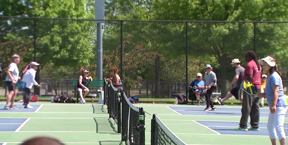 Arlington County to install acoustic fencing to quiet pickleball courts at Walter Reed Community Center