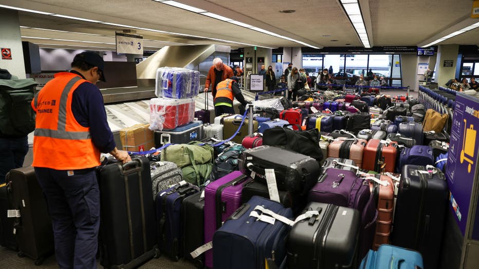 Airlines cancel thousands of flights as massive winter storm in U.S.