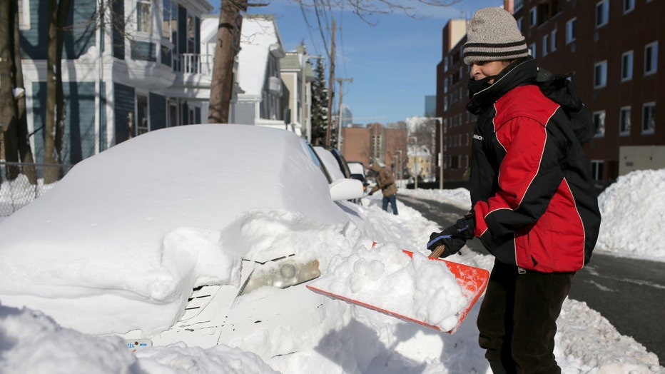 Person-shovels-snow-1.jpg