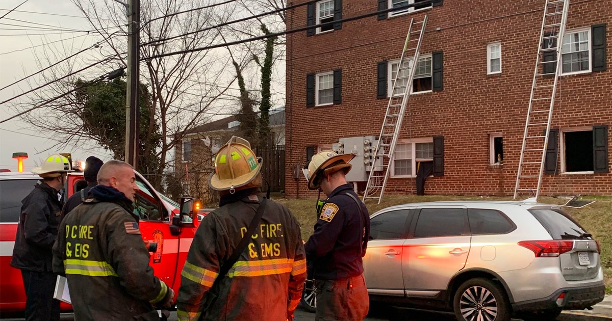 4 rescued from DC apartment fire | FOX 5 DC