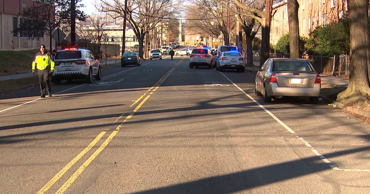 Teenager shot outside of Northeast DC school | FOX 5 DC