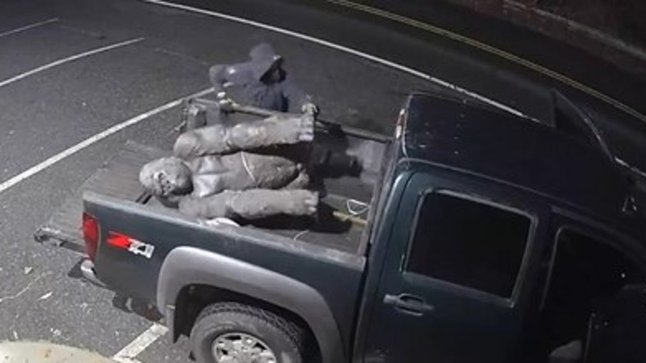 WATCH: Gorilla Statue Stolen From Antique Store In Montgomery County ...