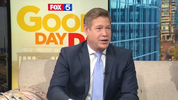 Steve Chenevey celebrates 20 years at FOX 5