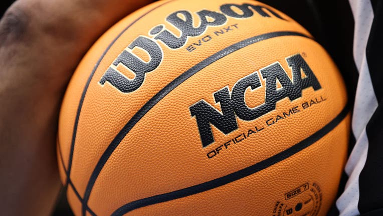 NCAA Men's Basketball Tournament - Sweet 16 - Chicago