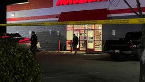 Security guard shot trying to stop robbery at Seat Pleasant Auto Zone