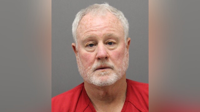 Man charged with inappropriately touching kids at Loudoun County pool: police