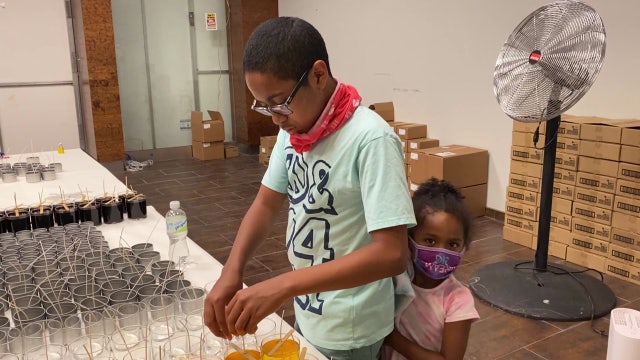 Young entrepreneur’s DC area candle business burns bright with success