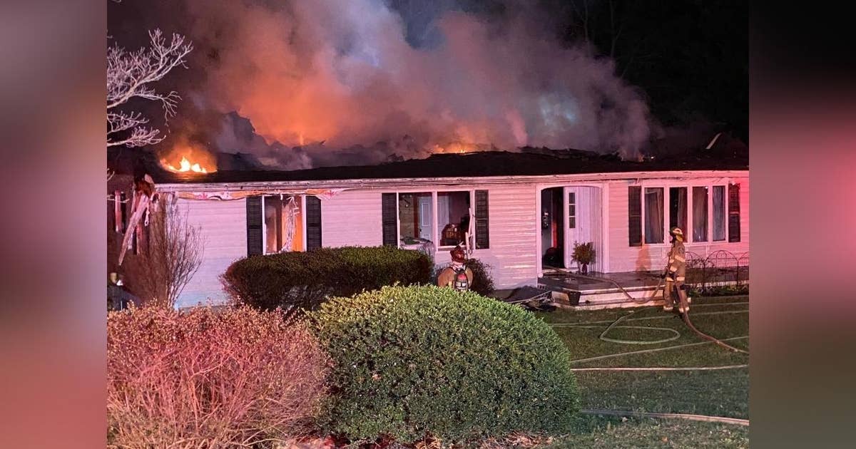1 hurt, several displaced after Howard County house fire | FOX 5 DC