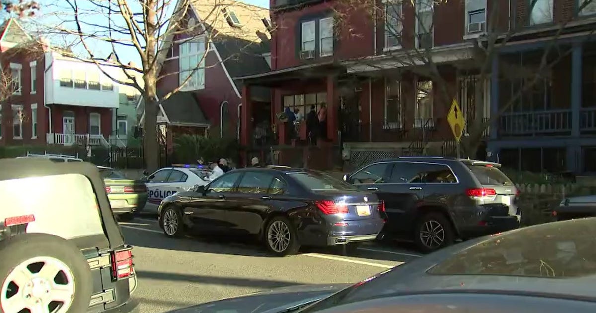 Woman found stabbed to death in Northeast | FOX 5 DC