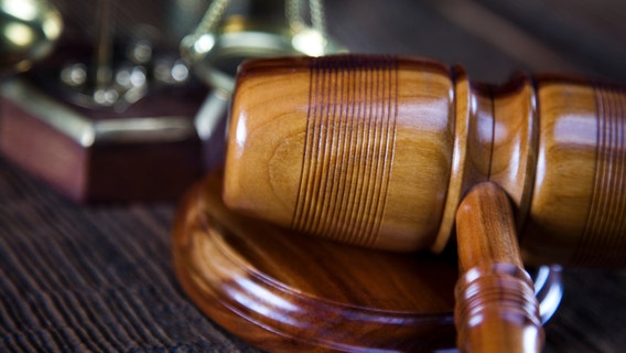 Former DC police officer sentenced for assaults on other MPD officers, employees