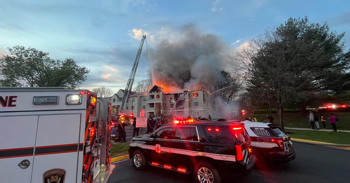 2-alarm fire tears through apartment complex in Largo | FOX 5 DC