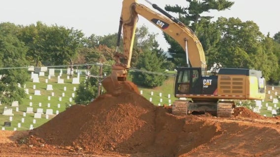 Trial over Arlington National Cemetery expansion project begins