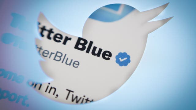 Twitter verification blue checkmarks reportedly reappearing for some users