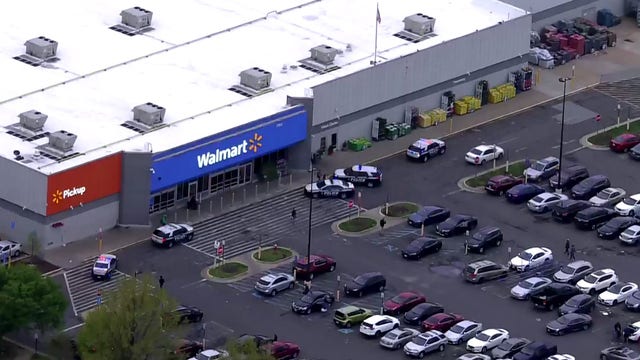 Stabbing inside Virginia Walmart leaves 2 teens injured