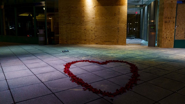 Louisville turns to faith, mourns victims of mass shooting