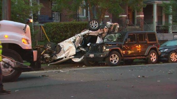 Overturned vehicle crash leaves 1 injured in DC