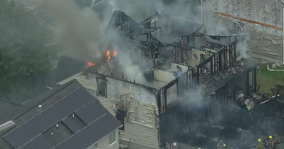 Firefighters battle 2-alarm fire in Laurel | FOX 5 DC