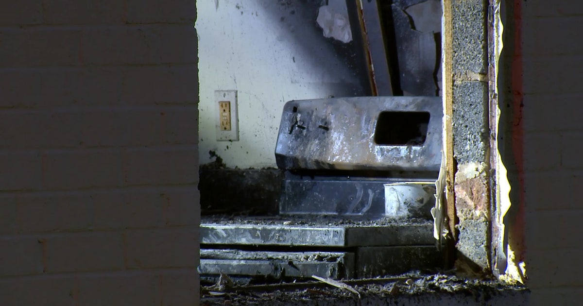 1 dead after accidental kitchen fire in DC apartment building | FOX 5 DC