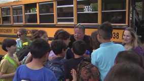 Montgomery County neighborhood comes together to celebrate 'World's Best Bus Driver' Mr. Ralph