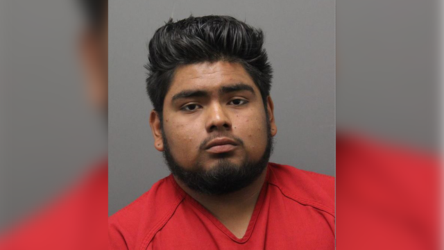 Police: Leesburg man faces multiple charges after stabbing 18-year-old, brandishing gun