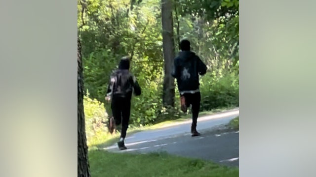 Two armed robbery suspects wanted in Montgomery County