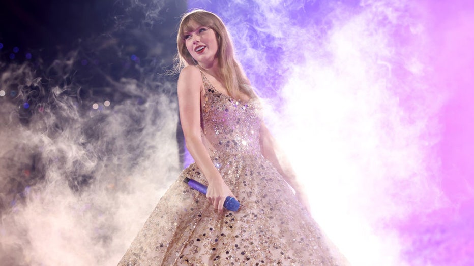 Taylor Swift breaks venue's attendance record during Pittsburgh performance