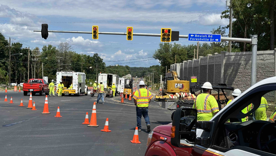 Roads closed in Leesburg due to gas leak