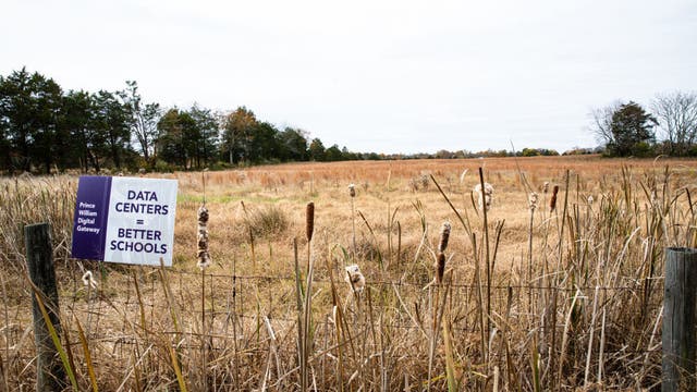 Supporters, opponents gather for public hearing on Prince William County data centers