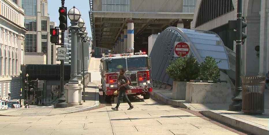 Amtrak train derails inside tunnel near DC's Union Station; rail service disrupted