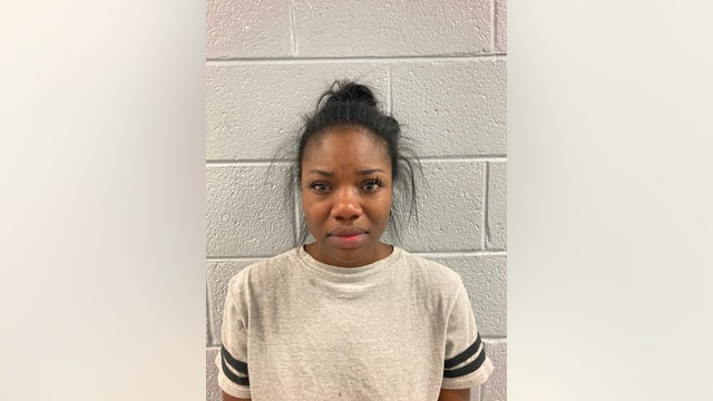 Mom in custody after 5-year-old child pulled from hot car in Hyattsville: police