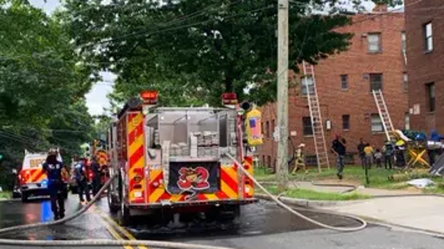 Apartment fire displaces residents in Southeast