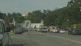 Bomb threat at Arlington National Cemetery delays funeral services