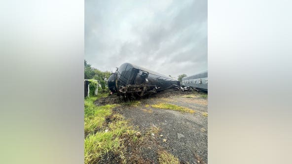 Hyattsville early morning train derailment shuts down roadways
