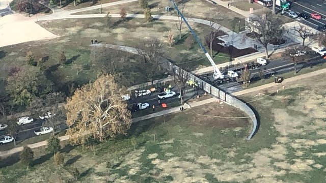 17th St closed near National Mall for levee test