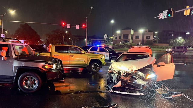 3 hurt in morning crash in Gaithersburg