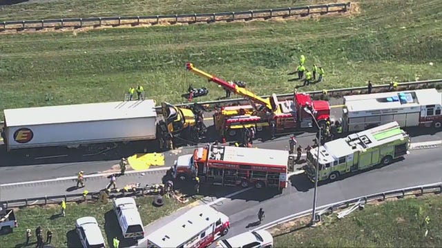 1 dead in multi-vehicle crash involving at least 4 tractor trailers in Hagerstown