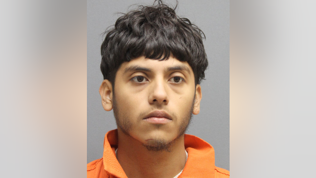 19-year-old accused of beating father to death, assaulting mother at Woodbridge home