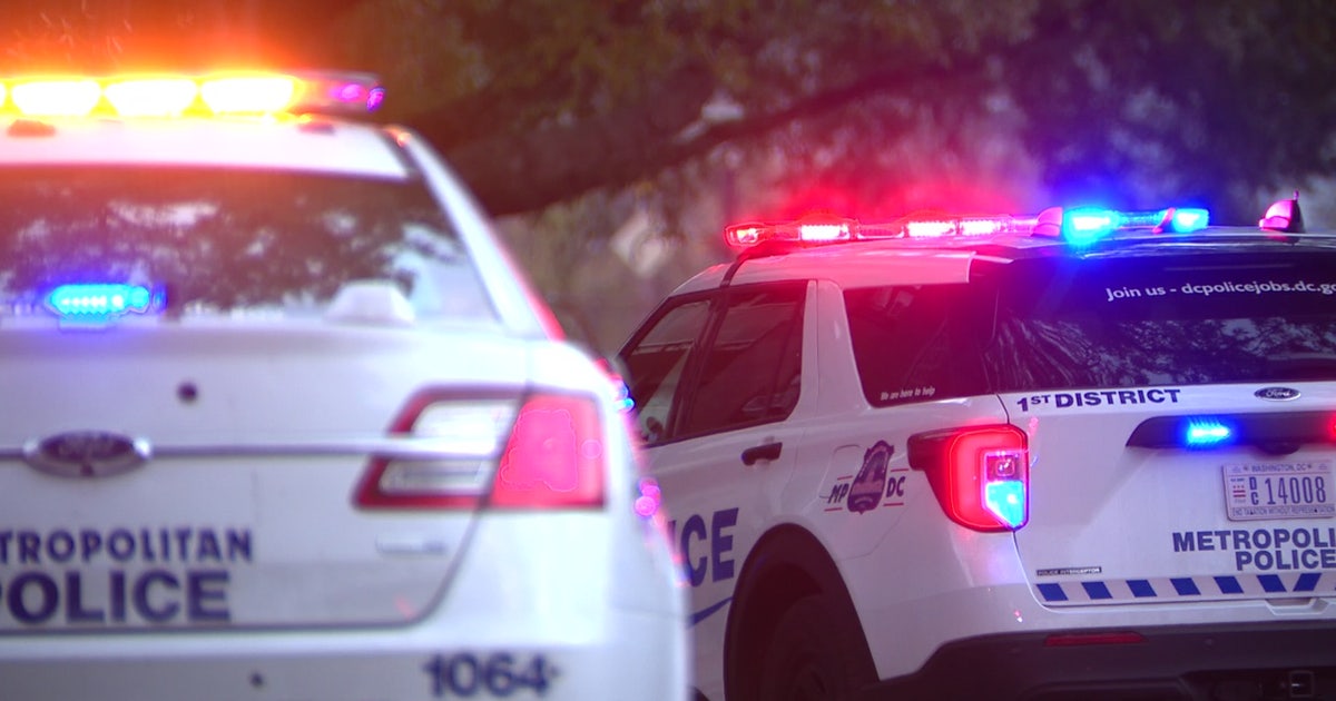 3 students robbed at gunpoint for $1000 Balenciaga shoes and Jordan ...
