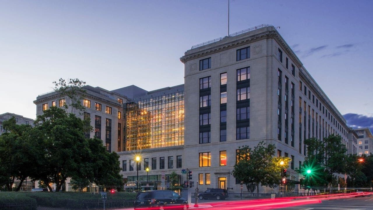 Kash Patel announces FBI leaving DC headquarters, 1,500 agents will be transferred Kash Patel announces FBI leaving DC headquarters, 1,500 agents will be transferred