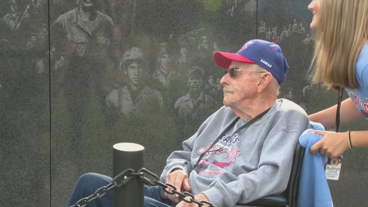 Honor Flight veterans visit DC